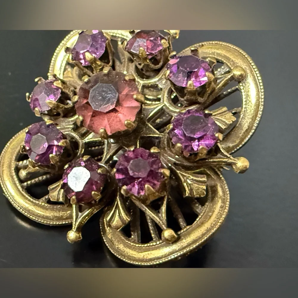 Vintage Coro Purple‎ Burgundy, Rhinestone Brooch Pin Jewelry  Signed Estate